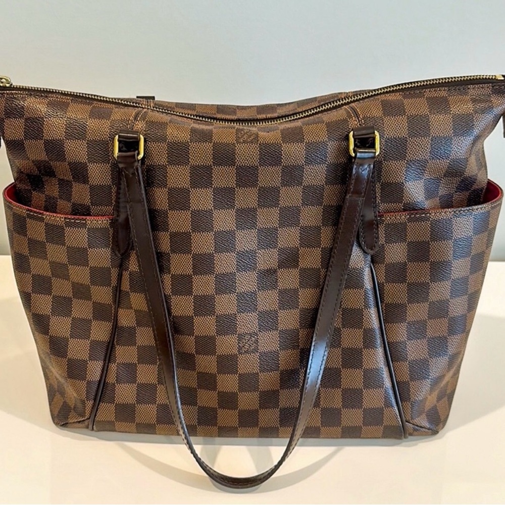 LOUIS VUITTON 🤎 TOTALLY DAMIER EBENE MM TOTE - Picture 15 of 17